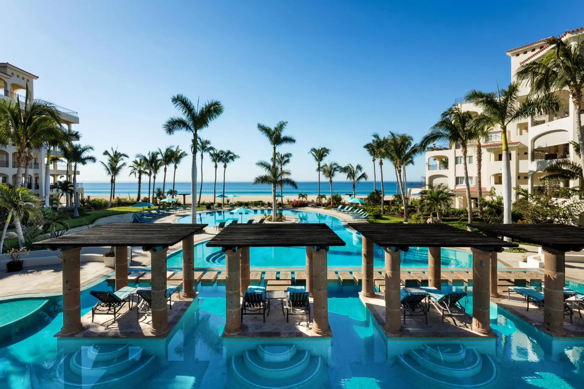 Tortuga Bay beachfront residences and swimming pool in San José del Cabo